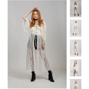 CYNTHIA IVORY LACE DUSTER